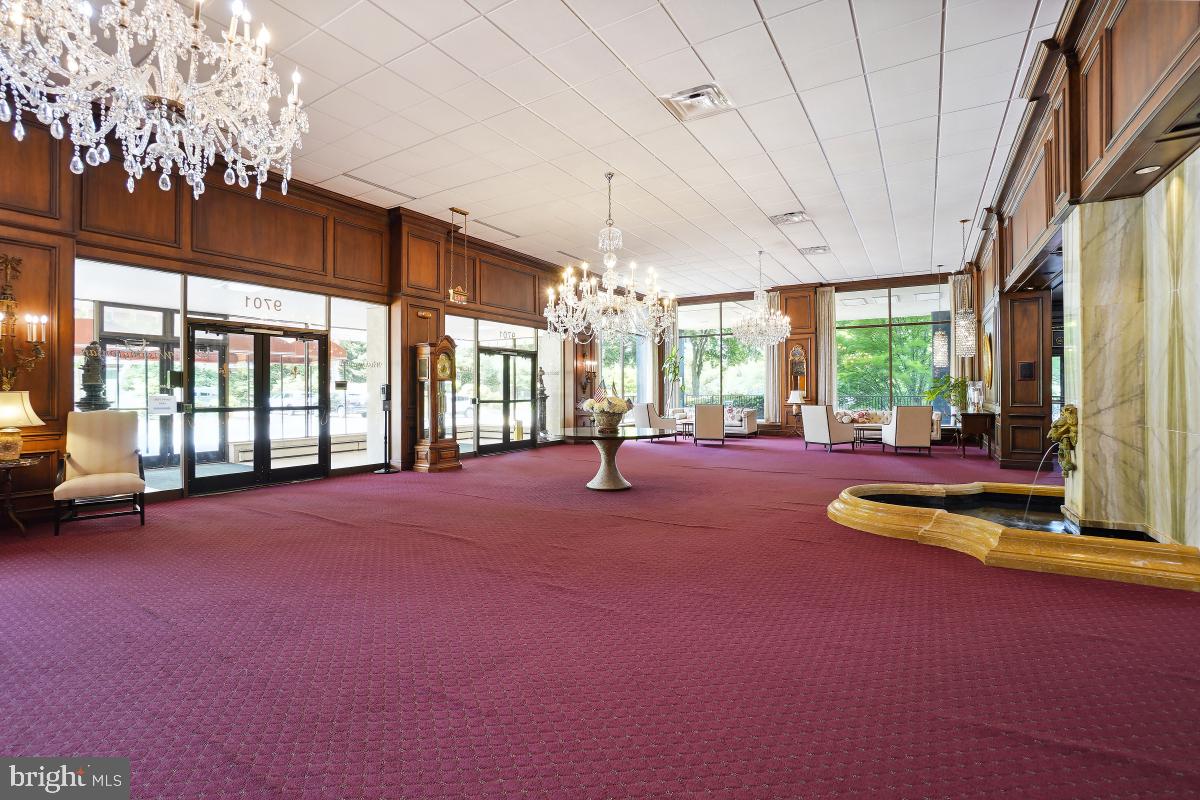 9701 Fields Road, Unit 1208 Gaithersburg, MD 20878 - Photo 4 of 29 Lobby