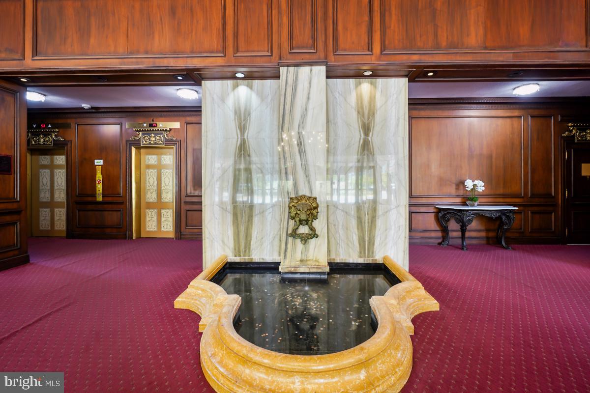 9701 Fields Road, Unit 1208 Gaithersburg, MD 20878 - Photo 5 of 29 Lobby