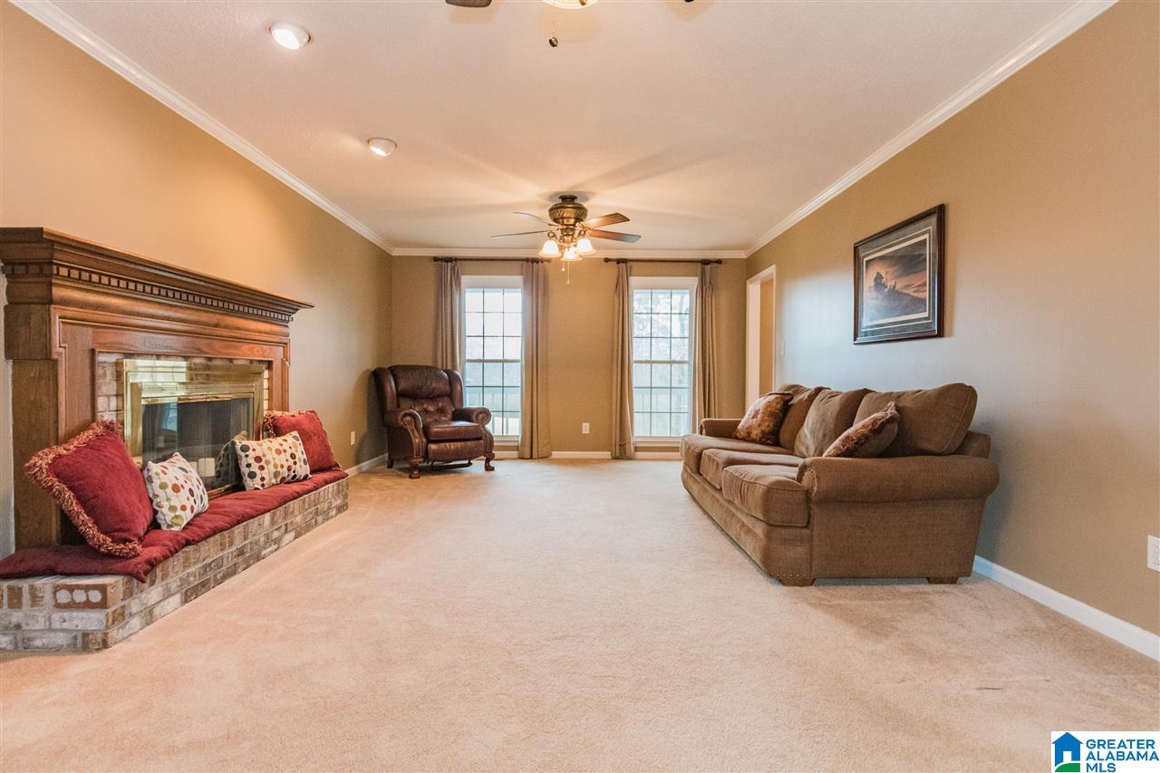 1603 Shannon Road Bessemer, AL 35022 - Photo 6 of 34