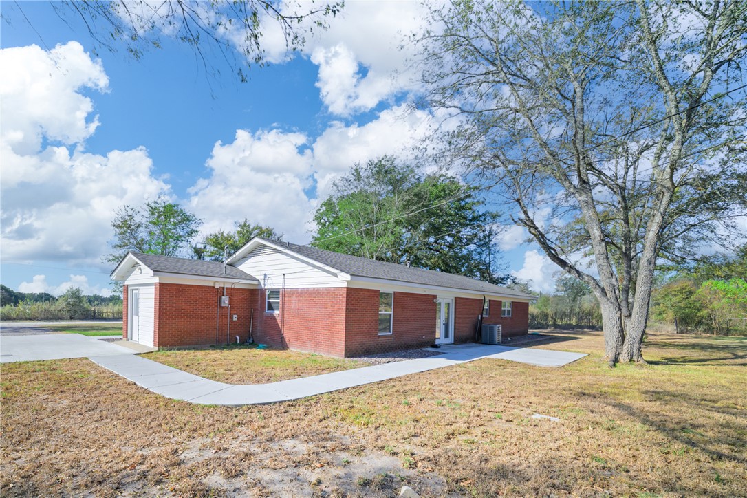 4608 Union Road North Zulch, TX 77872 - Photo 27 of 35 a view of a house with a yard