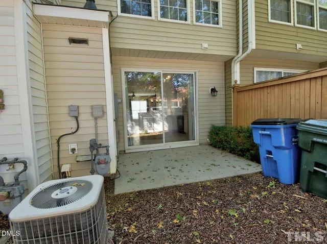 $1,625 | 1733 Sorrell Brook Way, Raleigh, NC 27609