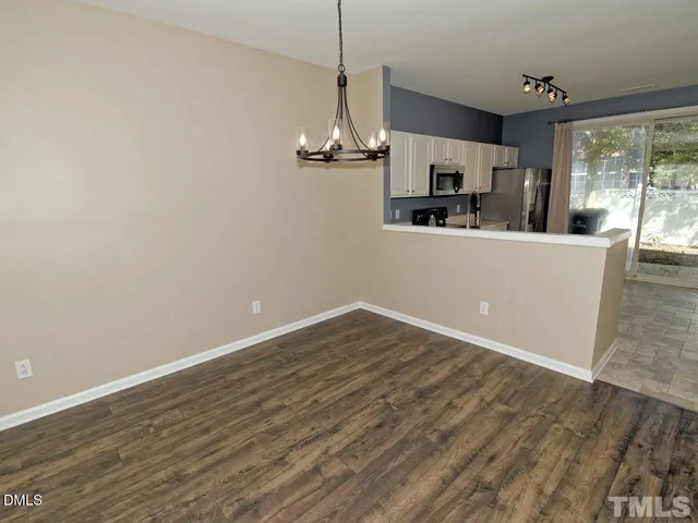 $1,625 | 1733 Sorrell Brook Way, Raleigh, NC 27609