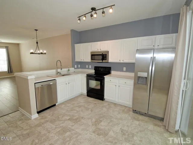 $1,625 | 1733 Sorrell Brook Way, Raleigh, NC 27609