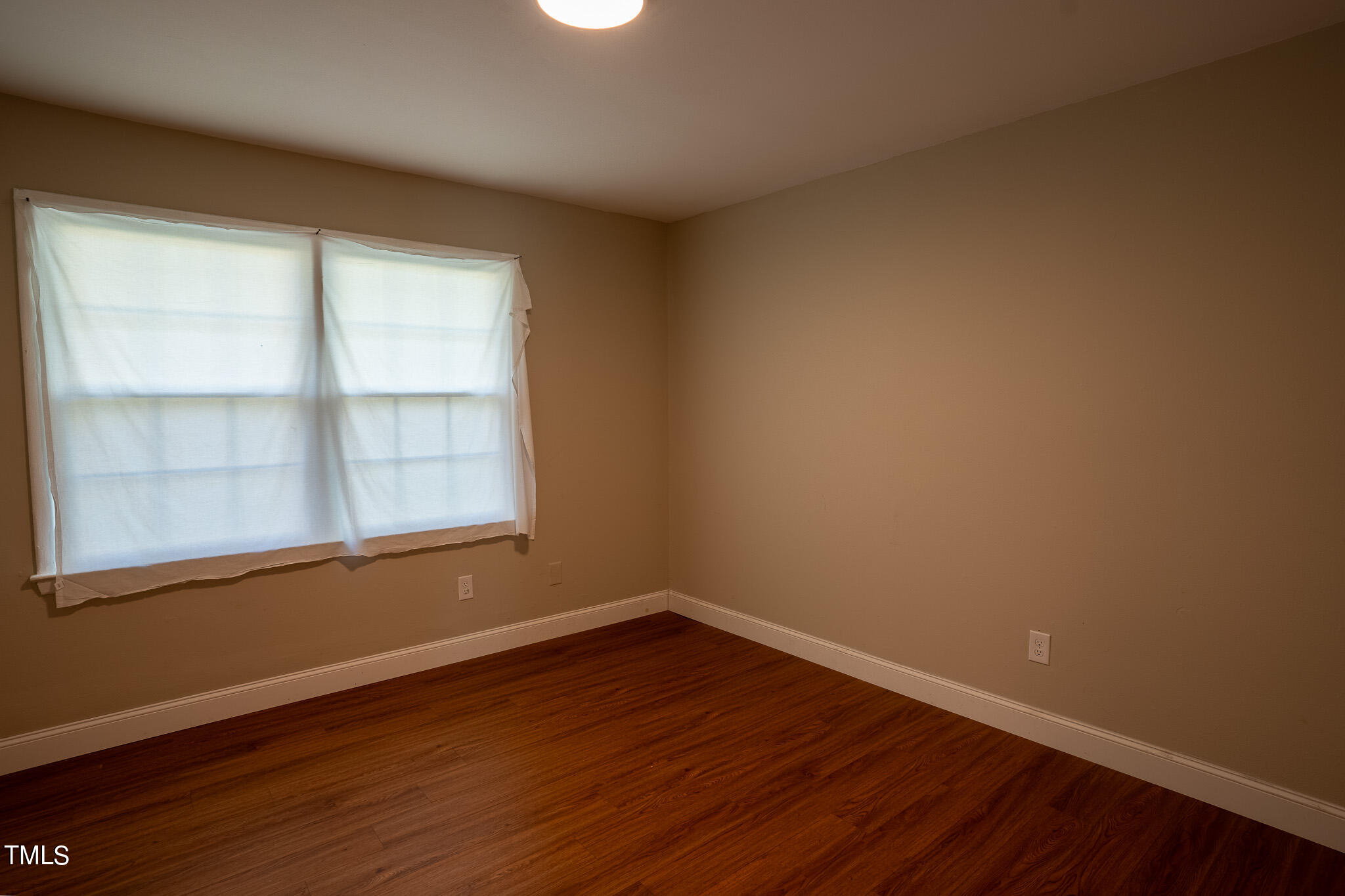 800 Beverly Drive Raleigh, NC 27610 - Photo 8 of 16 800 Beverly 3-3