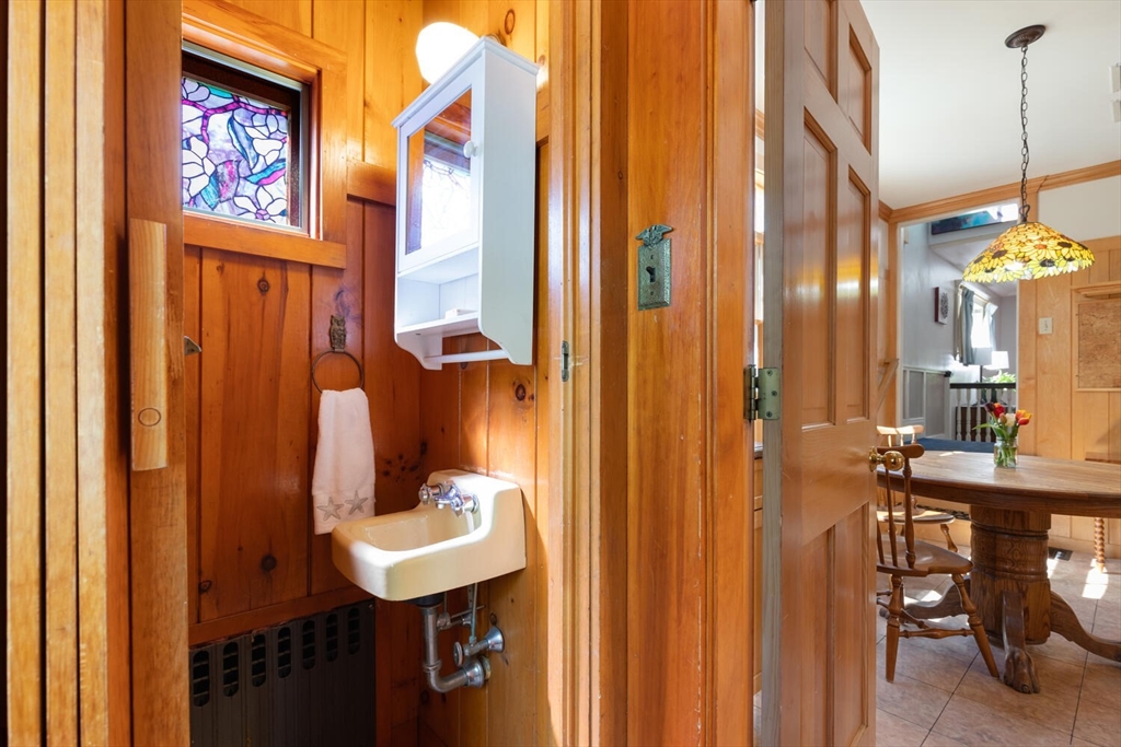 23 Devens Road Swampscott, MA 01907 - Photo 18 of 37 Gallery Image 18