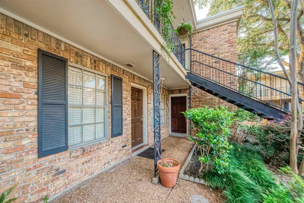 $149,000 | 3224 Timmons Lane, Unit 147, Houston, TX 77027