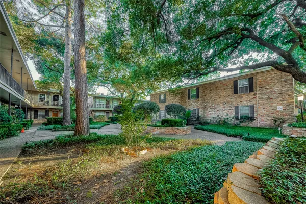 $149,000 | 3224 Timmons Lane, Unit 147, Houston, TX 77027