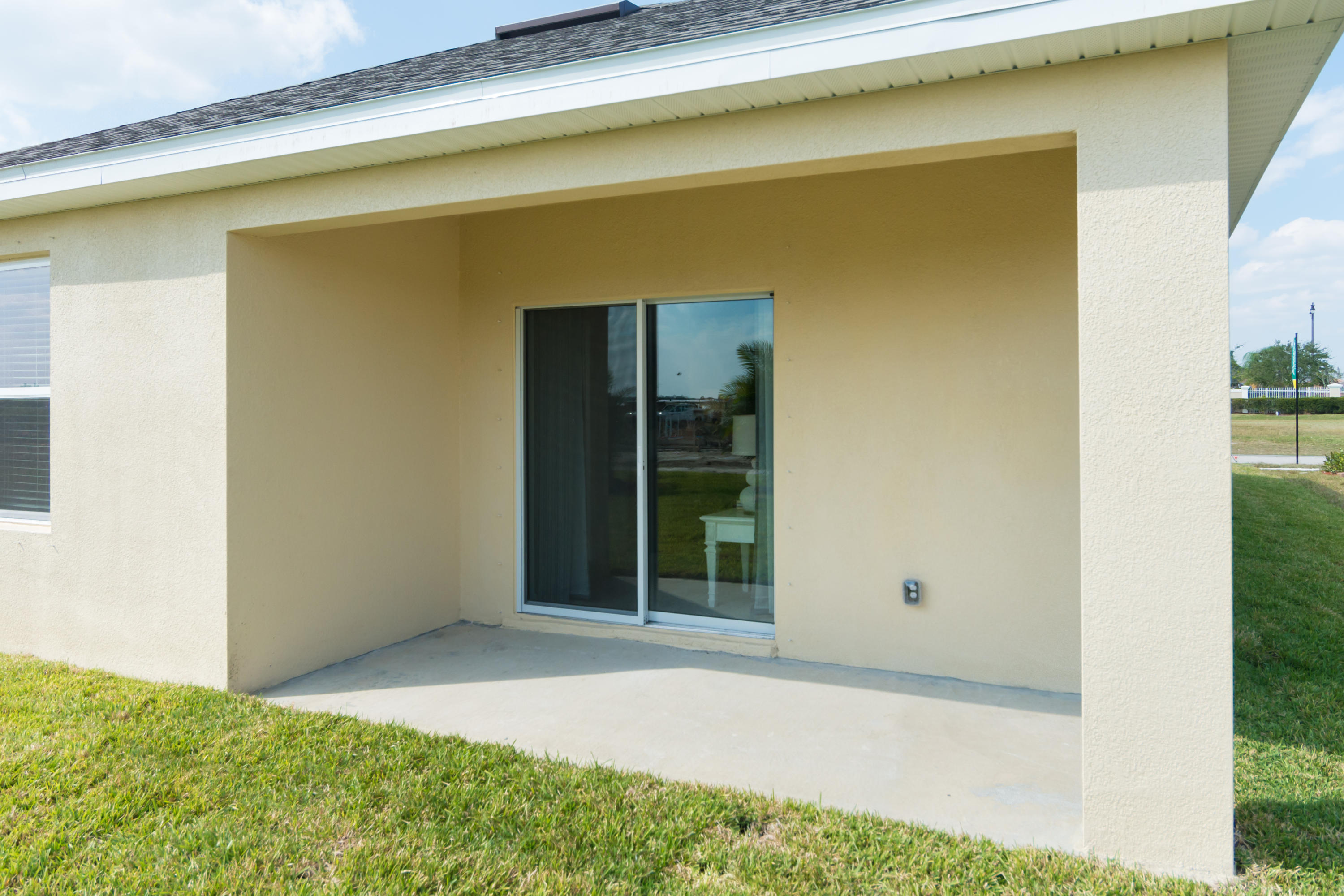 12134 Rimini Way Port St. Lucie, FL 34987 - Photo 17 of 26 back patio