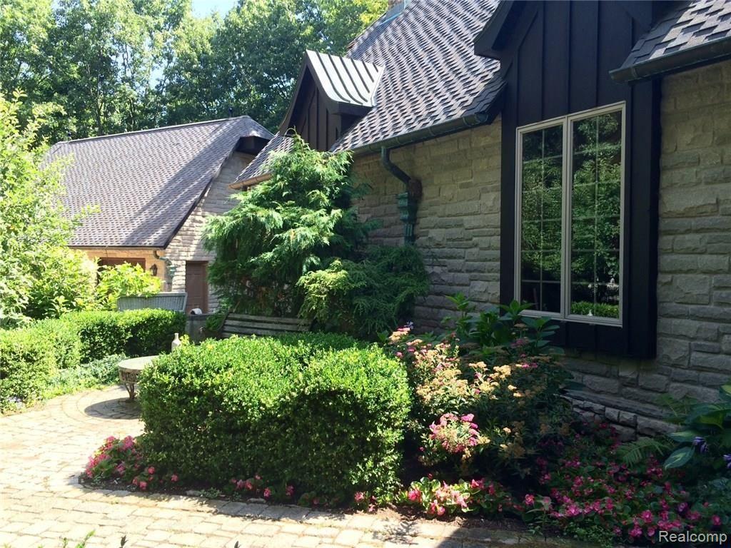 3248 East Sutton Road Dryden, MI 48428 - Photo 6 of 41 FullSizeRender.jpg