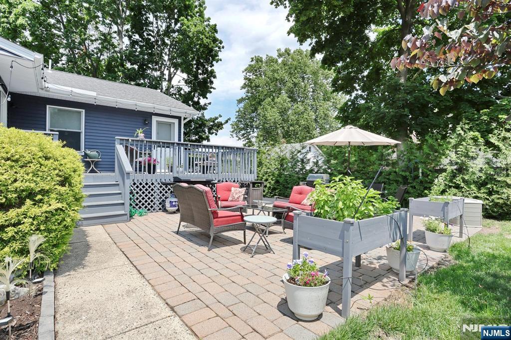 117 Roxbury Road Dumont, NJ 07628 - Photo 41 of 49