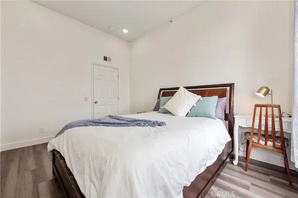 $2,980 | 450 East 4th Street, Unit 416, Santa Ana, CA 92701