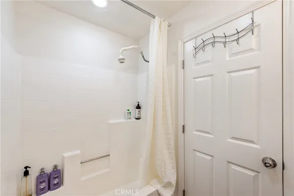 $2,980 | 450 East 4th Street, Unit 416, Santa Ana, CA 92701