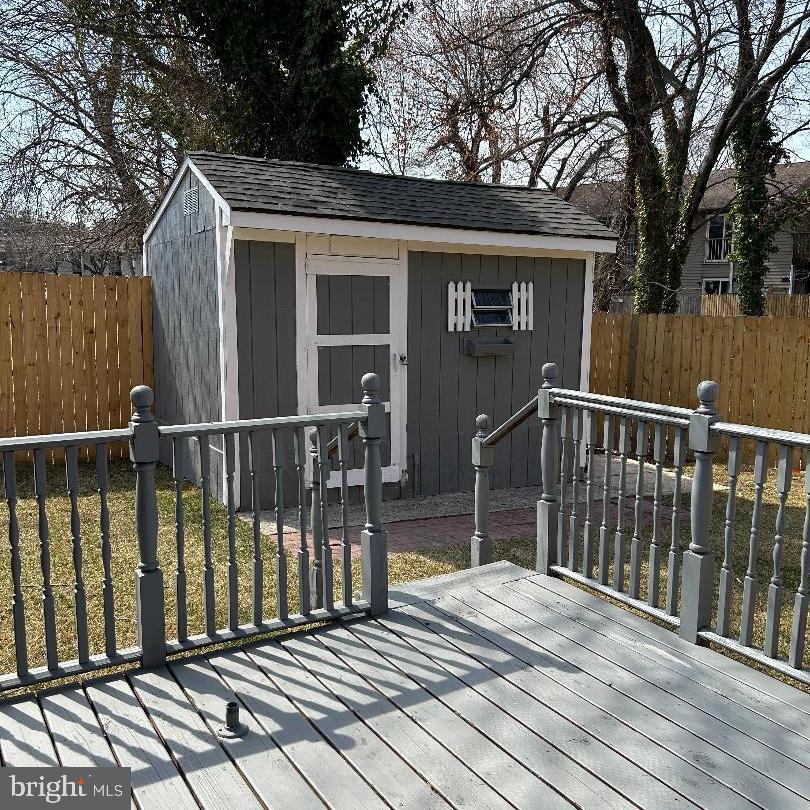 80 Via Cascata Drive Clementon, NJ 08021 - Photo 24 of 26 a view of a wooden deck