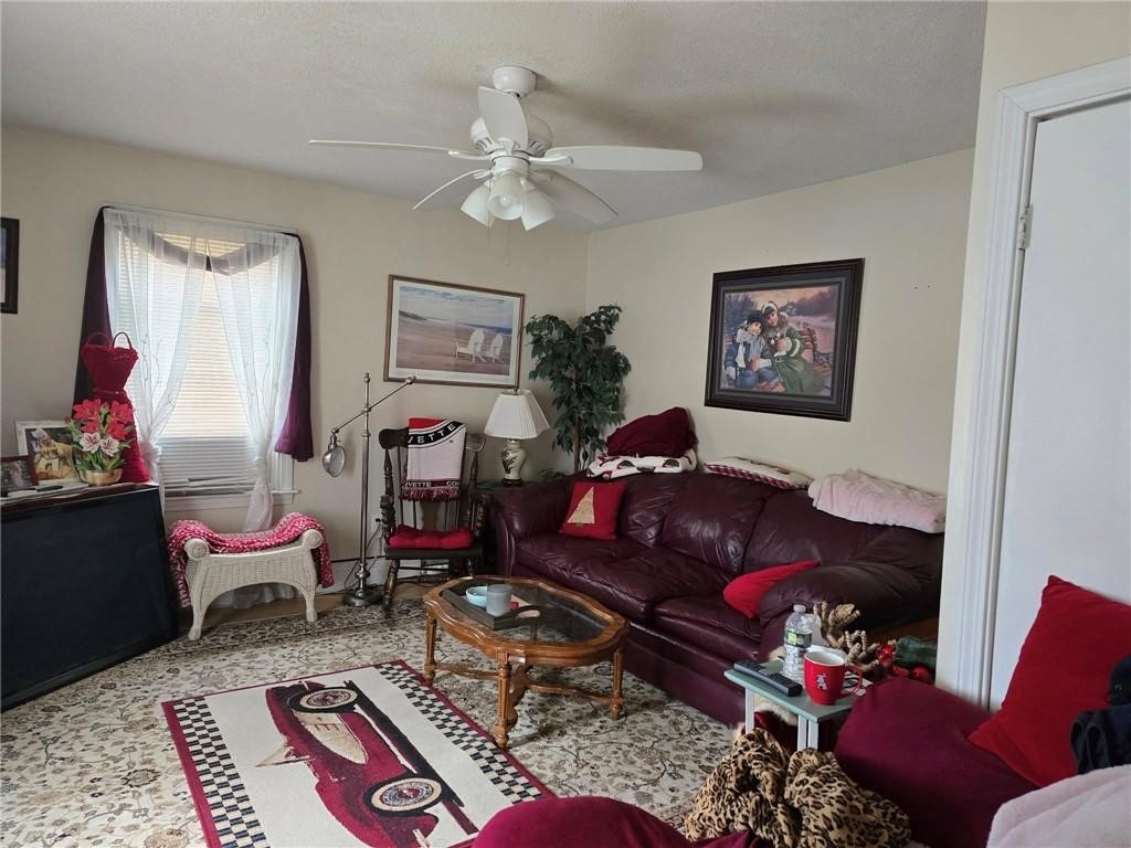 245 Bradford Road Westerly, RI 02808 - Photo 2 of 18