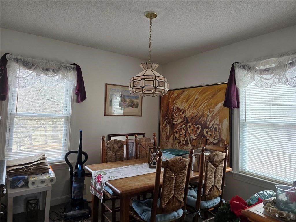 245 Bradford Road Westerly, RI 02808 - Photo 5 of 18