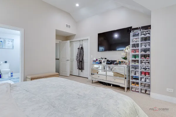 $3,700 | 3931 South Wells Street, Chicago, IL 60609