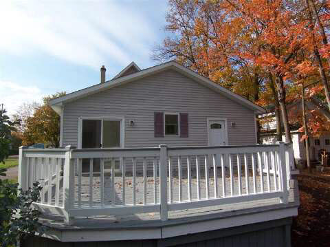 317 West River Road Flushing, MI 48433 - Photo 22 of 28 20377233-22.JPG