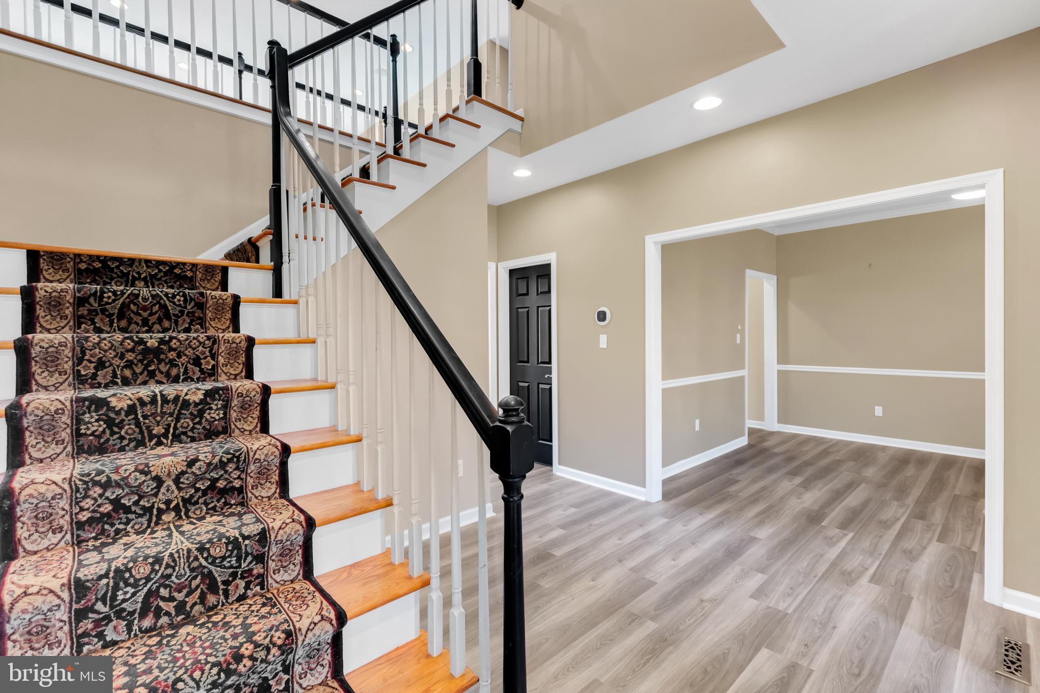 5903 Morgans Way Salisbury, MD 21801 - Photo 6 of 88 Grand entry staircase