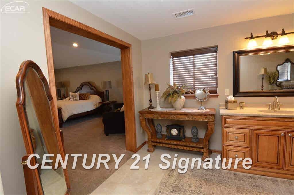 4473 North Seymour Road Flushing, MI 48433 - Photo 15 of 33