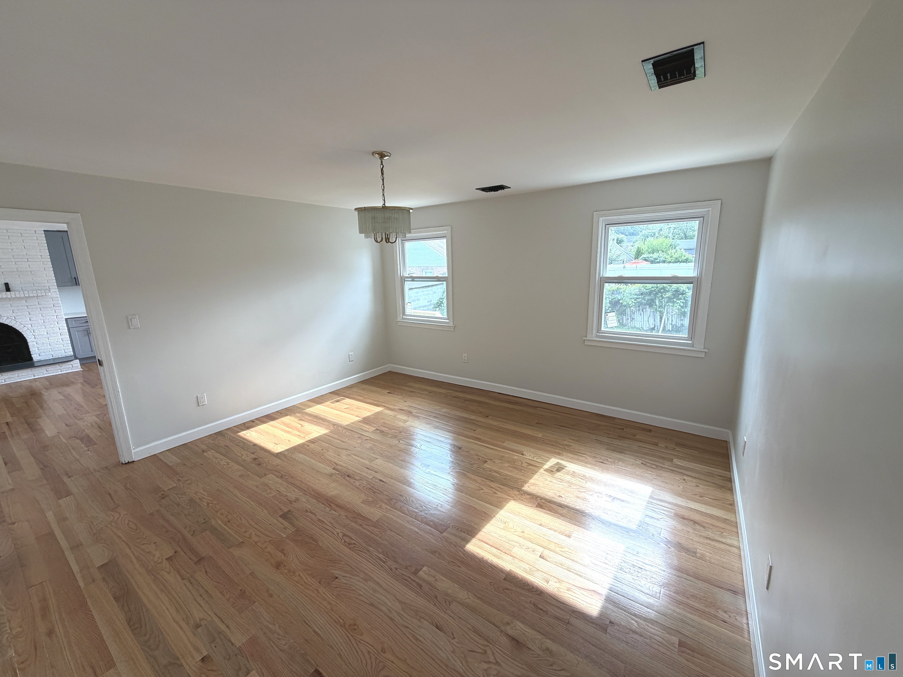 167 George Street Hartford, CT 06114 - Photo 21 of 33