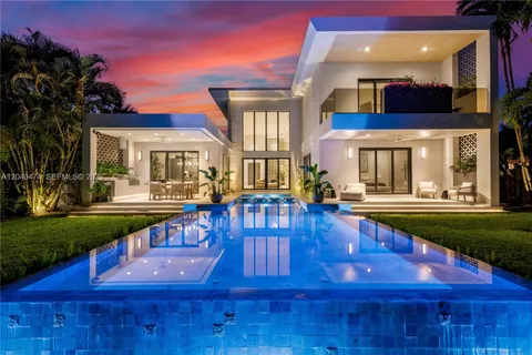 $4,700,000 | 1008 Northeast 114th Street, Biscayne Park, FL 33161