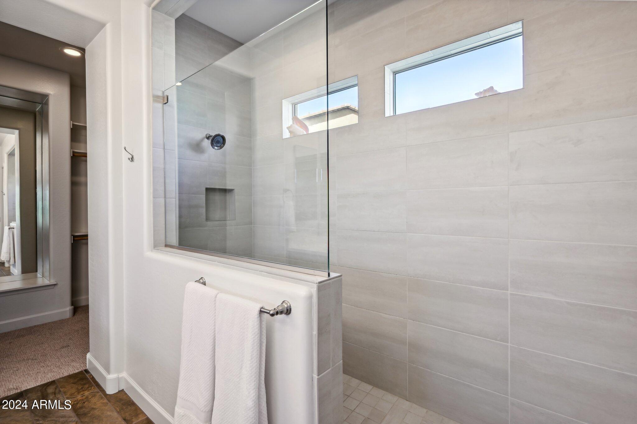 1909 West Yearling Road Phoenix, AZ 85085 - Photo 17 of 50 Primary Bathroom
