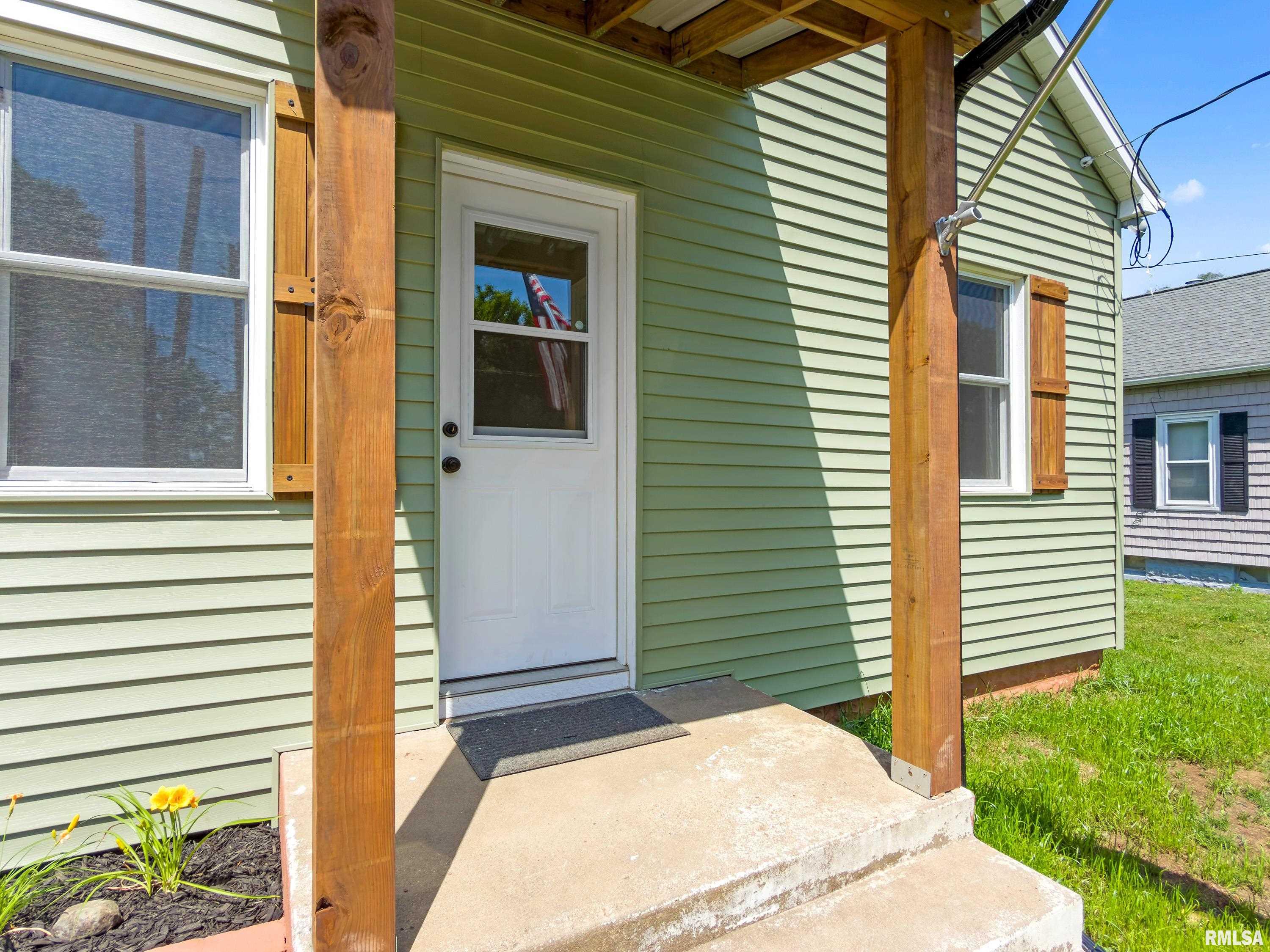 301 Reservoir Road Pekin, IL 61554 - Photo 3 of 29
