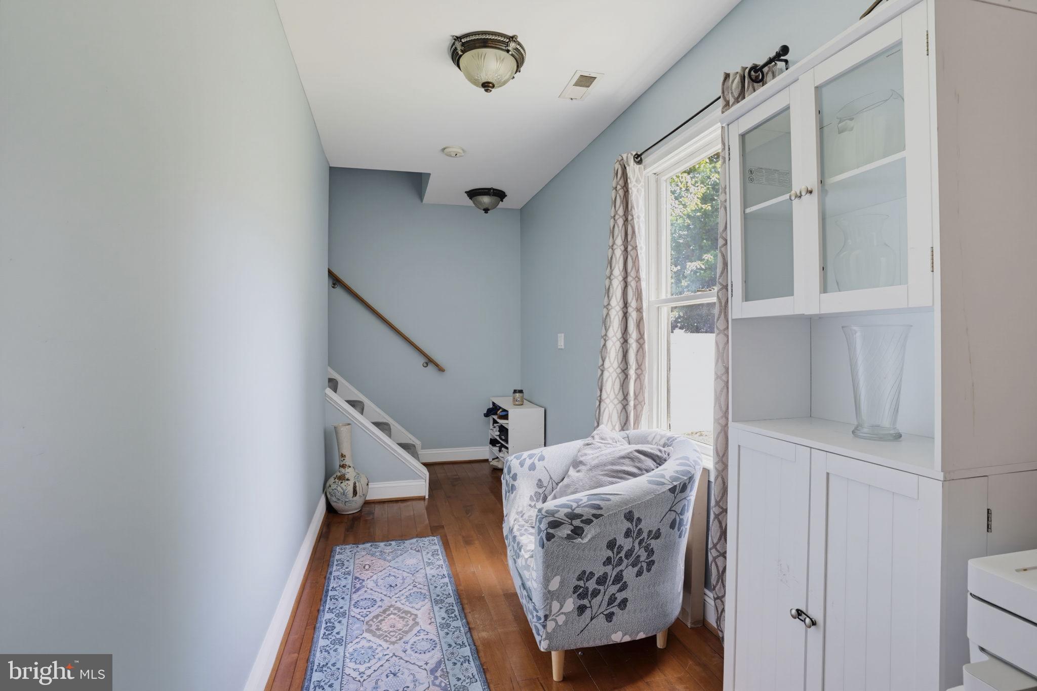 1161 Steamboat Road Shady Side, MD 20764 - Photo 23 of 37 Mani level hallway to upper level