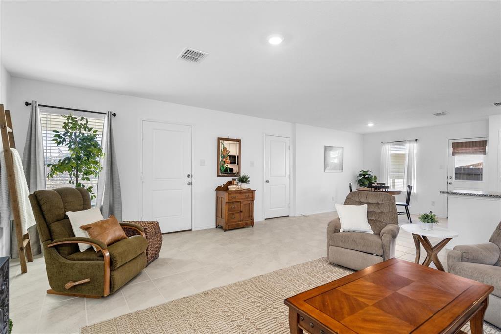 11850 Gabbro Drive Rhome, TX 76078 - Photo 7 of 24