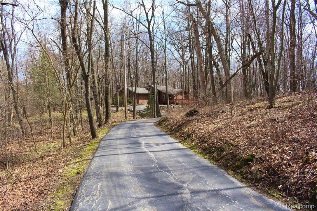 9970 Ellis Road Clarkston, MI 48348 - Photo 23 of 38 IMG_0762.JPG