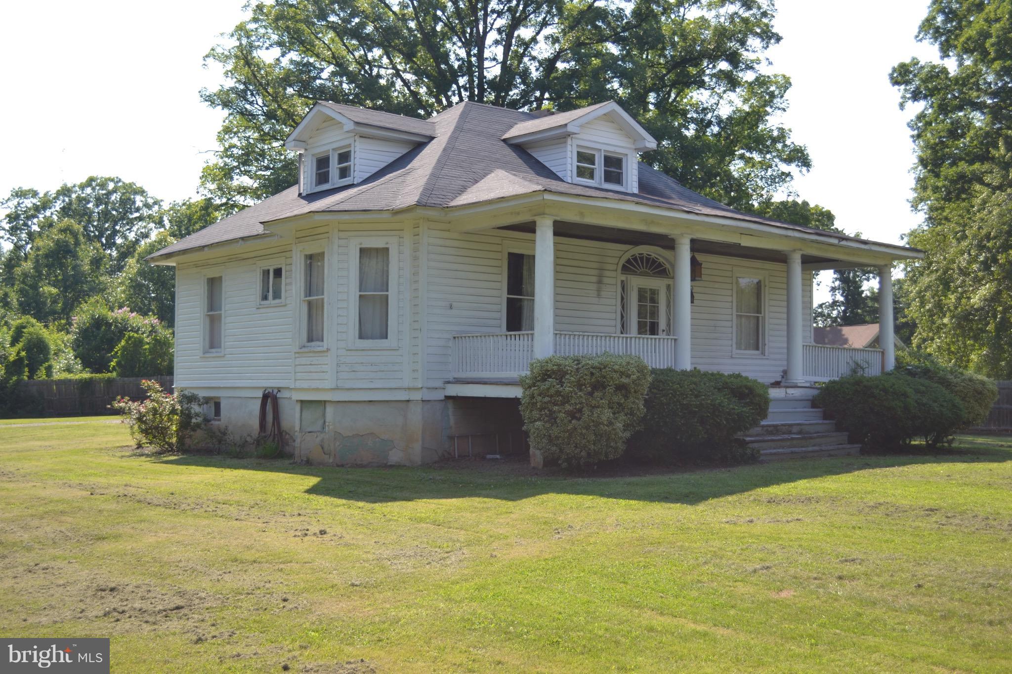 5502 Lanham Station Road Lanham, MD 20706 - Photo 3 of 4 View