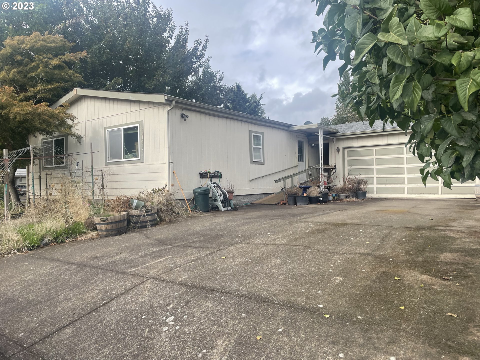 1647 Harbor Drive Springfield, OR 97477 - Photo 1 of 9 Gallery Image 1