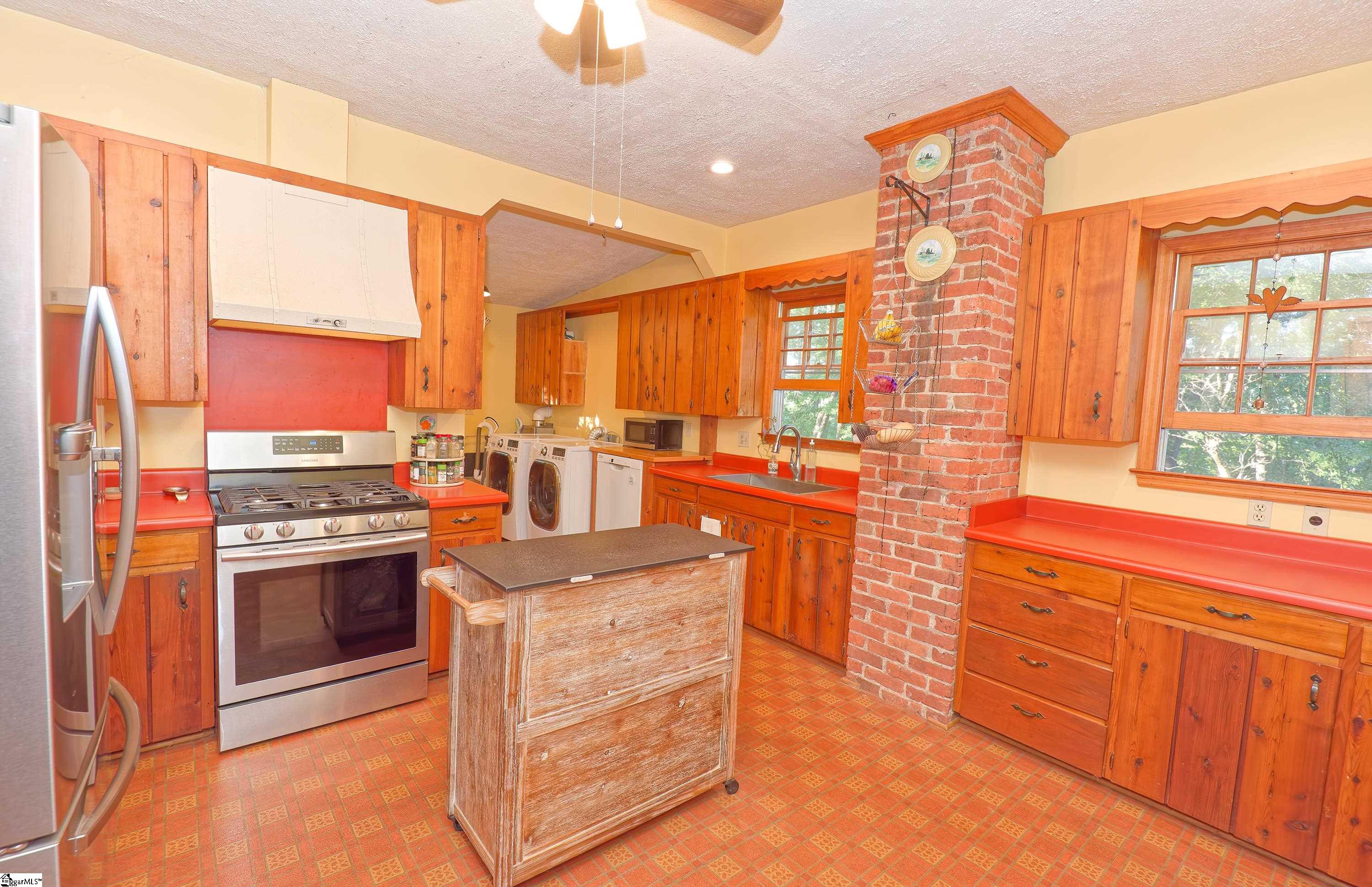 700 South 562 Landrum, SC 29356 - Photo 20 of 49