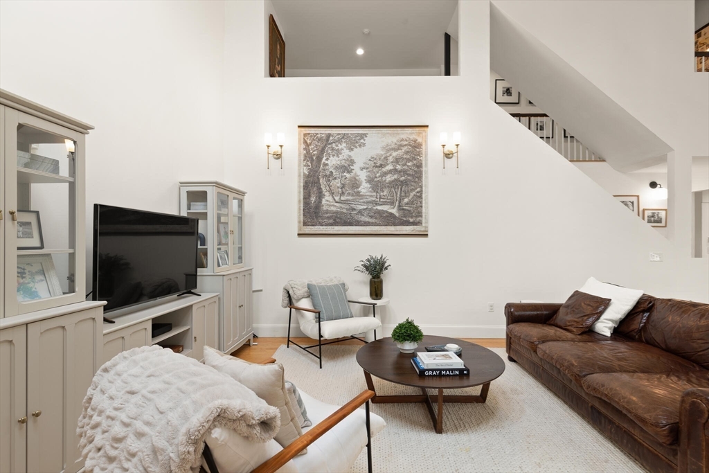 300 Willow Street, Unit 3 Hamilton, MA 01982 - Photo 9 of 39