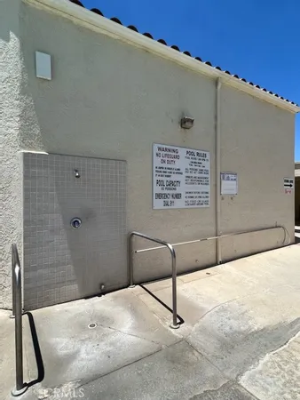 $124,950 | 1295 South Cawston Avenue, Unit 422, Hemet, CA 92545