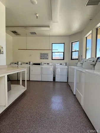 $124,950 | 1295 South Cawston Avenue, Unit 422, Hemet, CA 92545