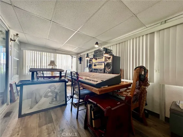 $124,950 | 1295 South Cawston Avenue, Unit 422, Hemet, CA 92545