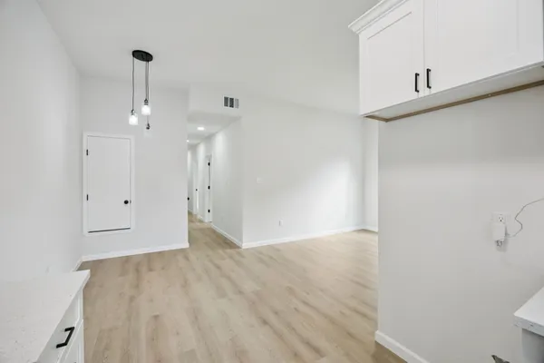 $1,650 | 422 New Hampshire Street, Houston, TX 77029