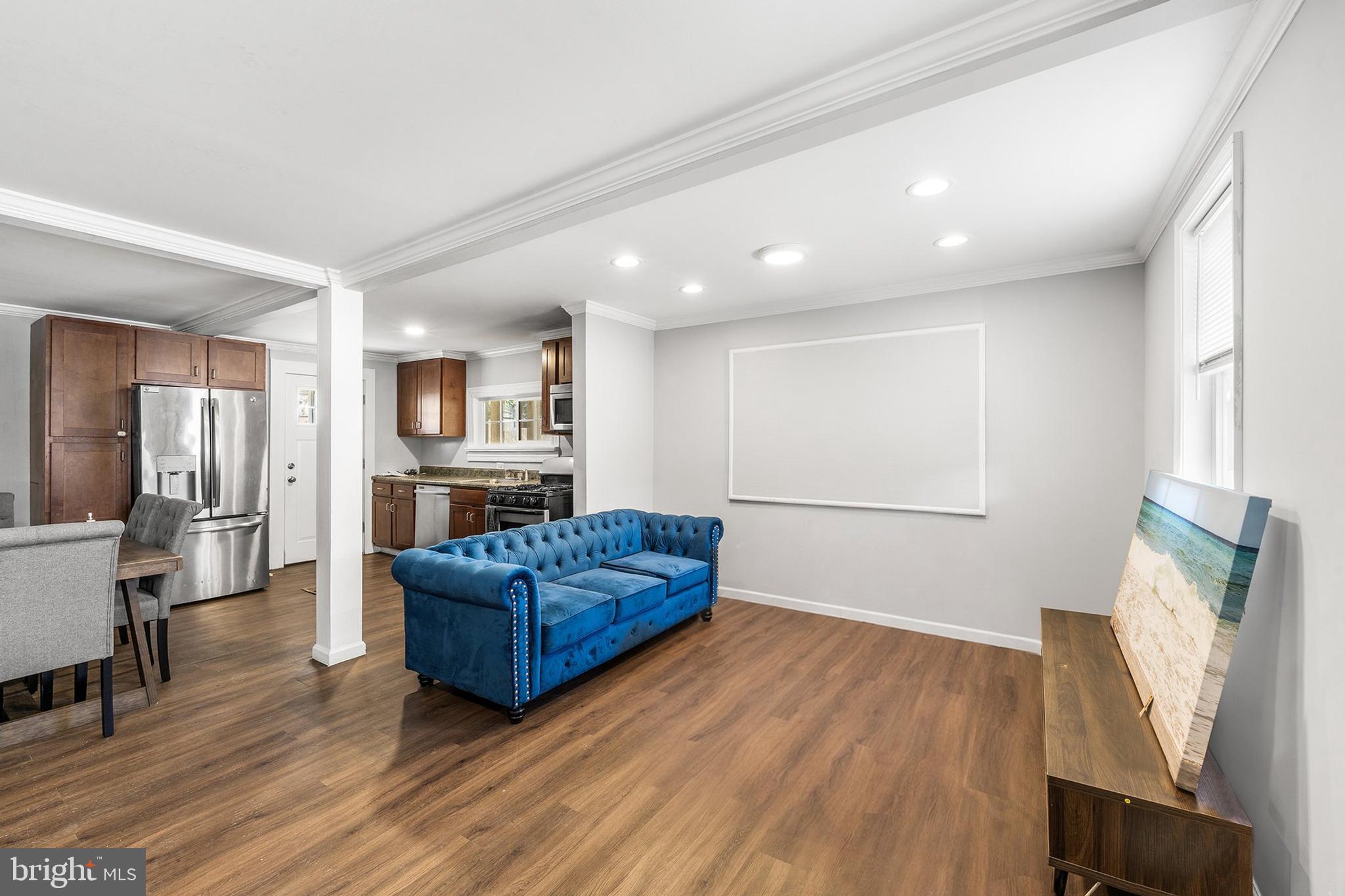 2 Fusting Avenue Baltimore, MD 21228 - Photo 5 of 26 a living room with furniture and a wooden floor
