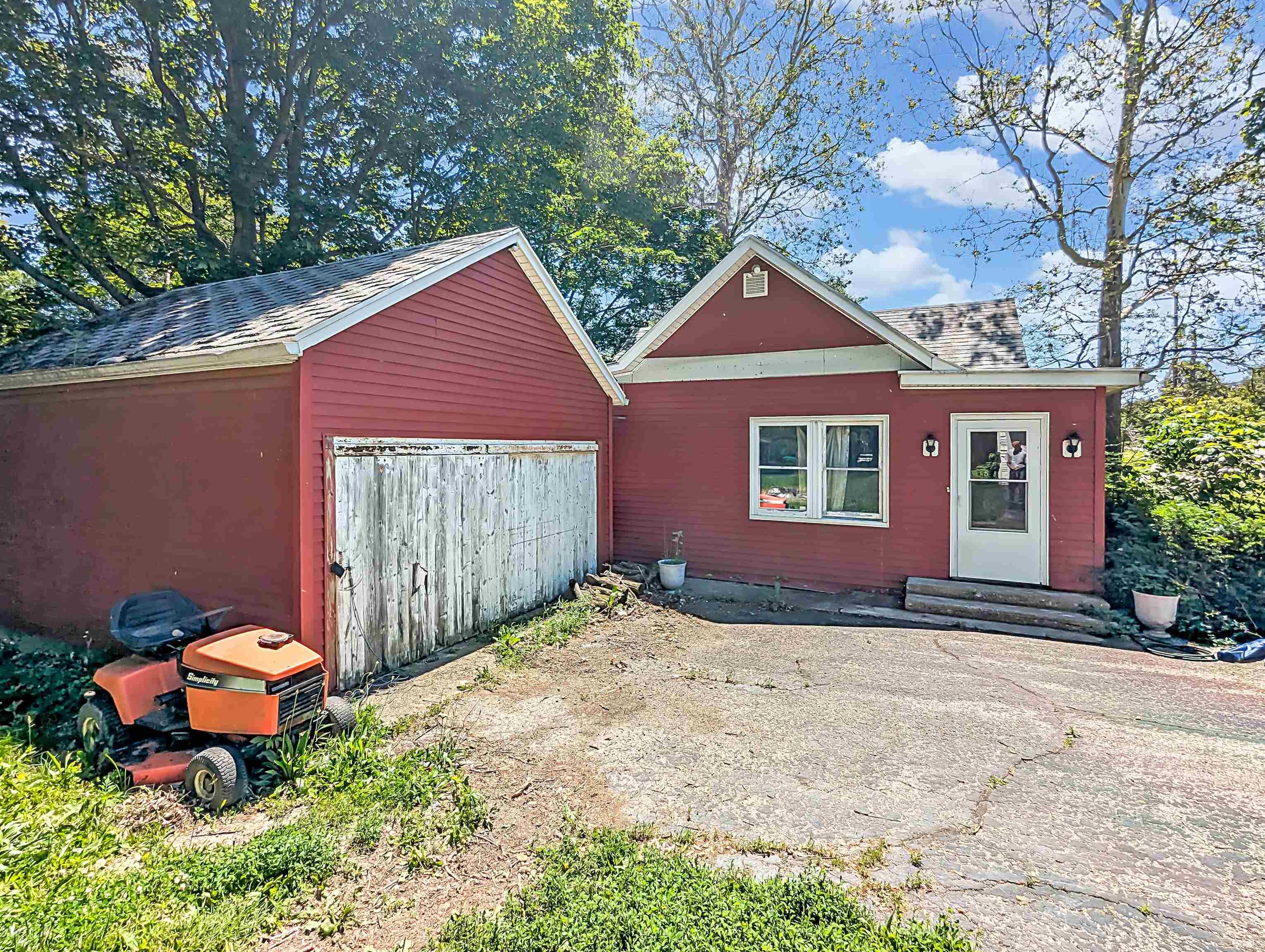 2314 North Wabash Road Marion, IN 46952 - Photo 4 of 35
