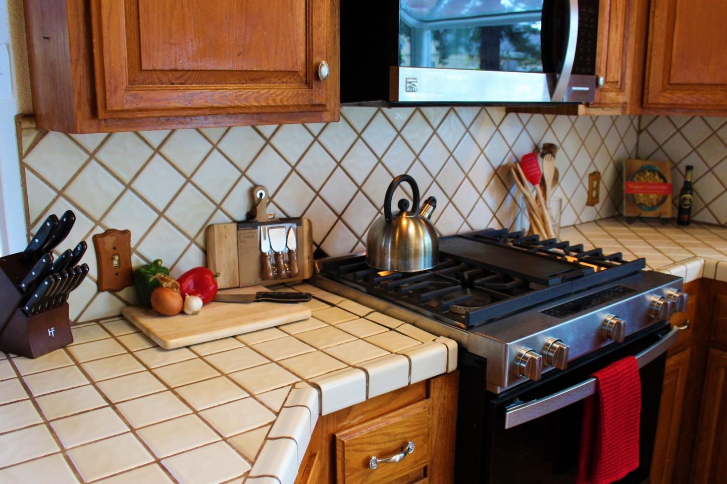 10 Hebert Road Salinas, CA 93906 - Photo 13 of 48 Gallery Image 13