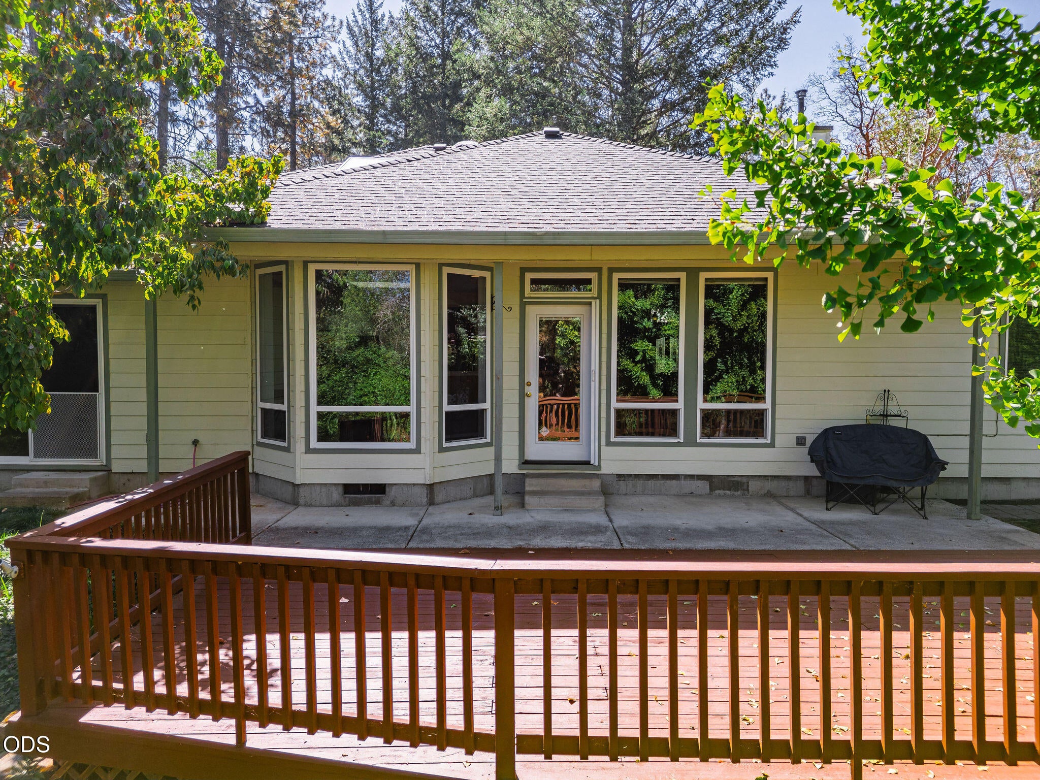 1946 Lampman Road Gold Hill, OR 97525 - Photo 50 of 65 Gallery Image 50