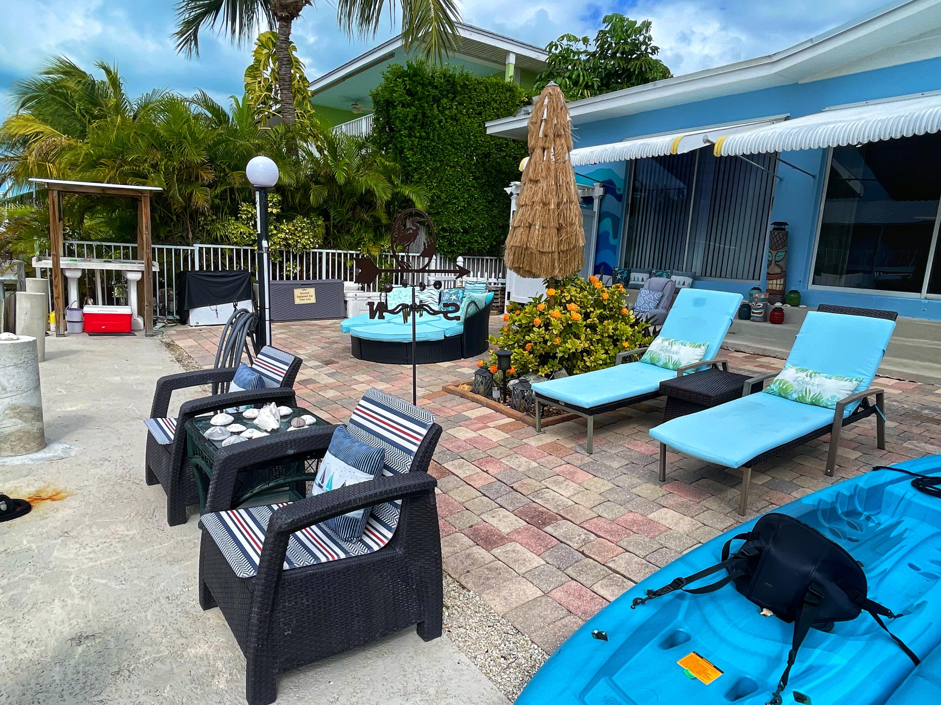 611 8th Street Key Colony Beach, FL 33051 - Photo 11 of 36 Canal Side