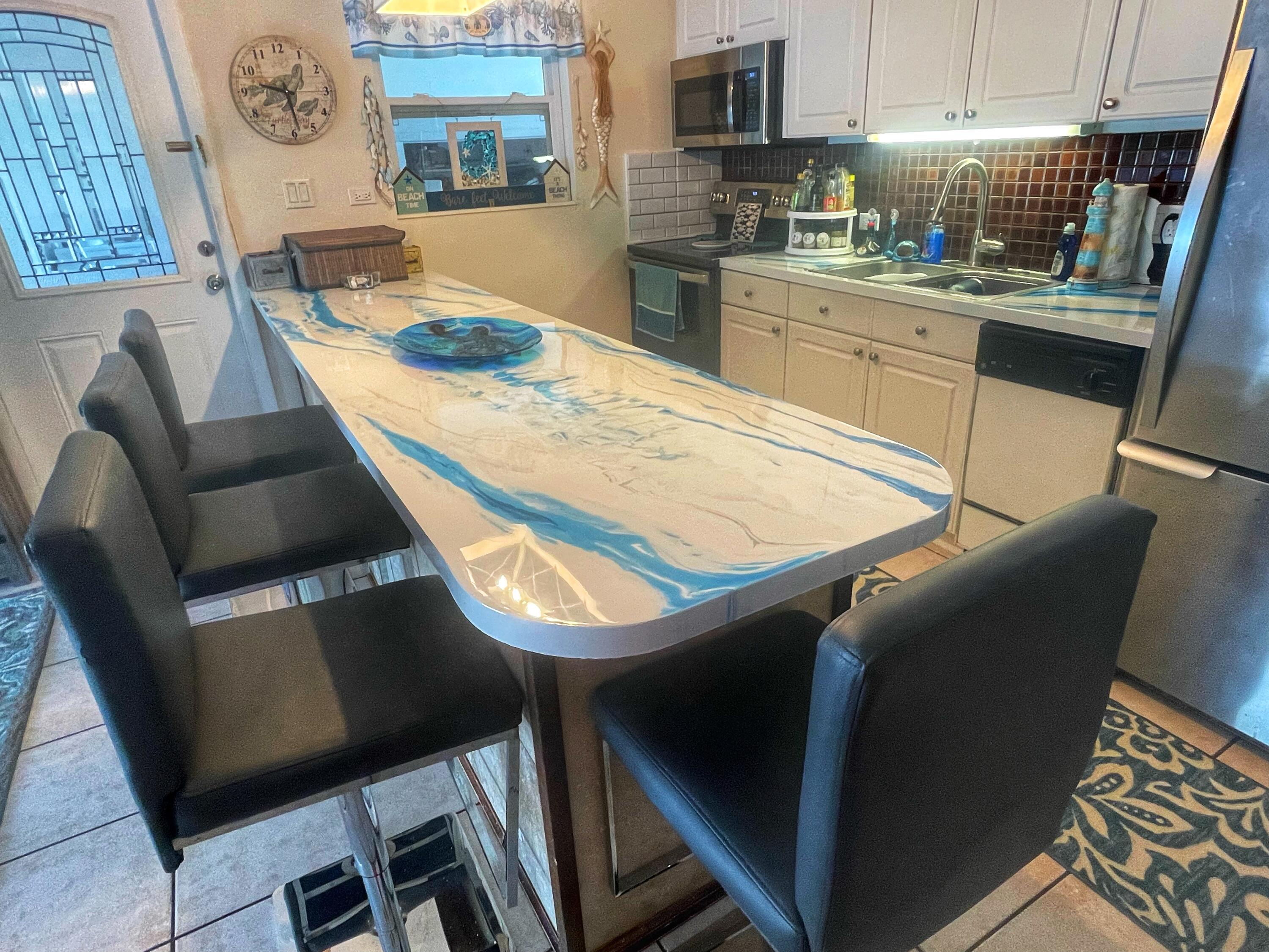 611 8th Street Key Colony Beach, FL 33051 - Photo 20 of 36 Bar Top