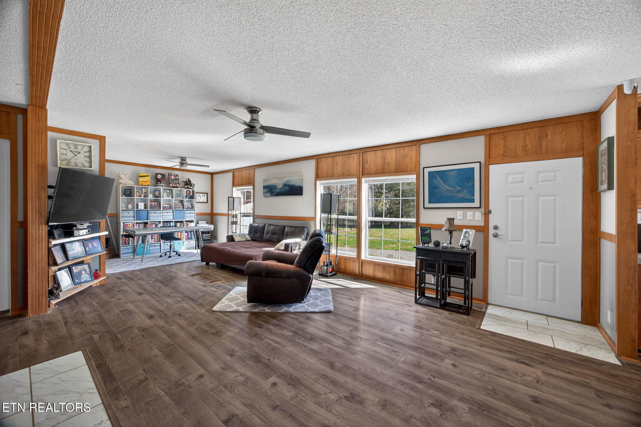 3400 Spring Creek Road Cookeville, TN 38501 - Photo 3 of 34 LIVING ROOM
