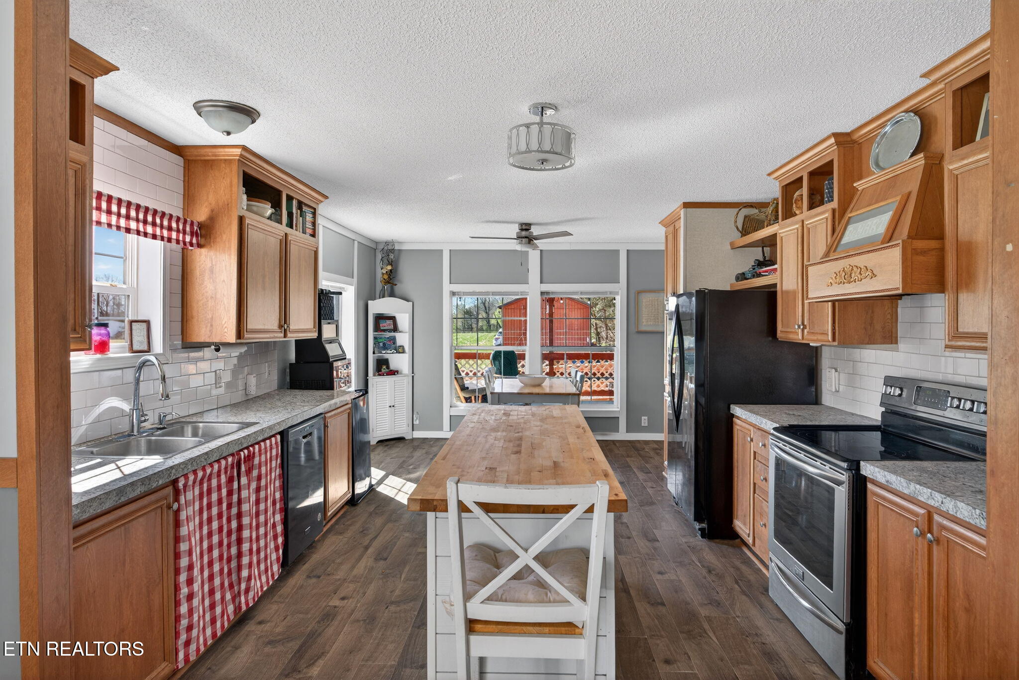 3400 Spring Creek Road Cookeville, TN 38501 - Photo 8 of 34 KITCHEN