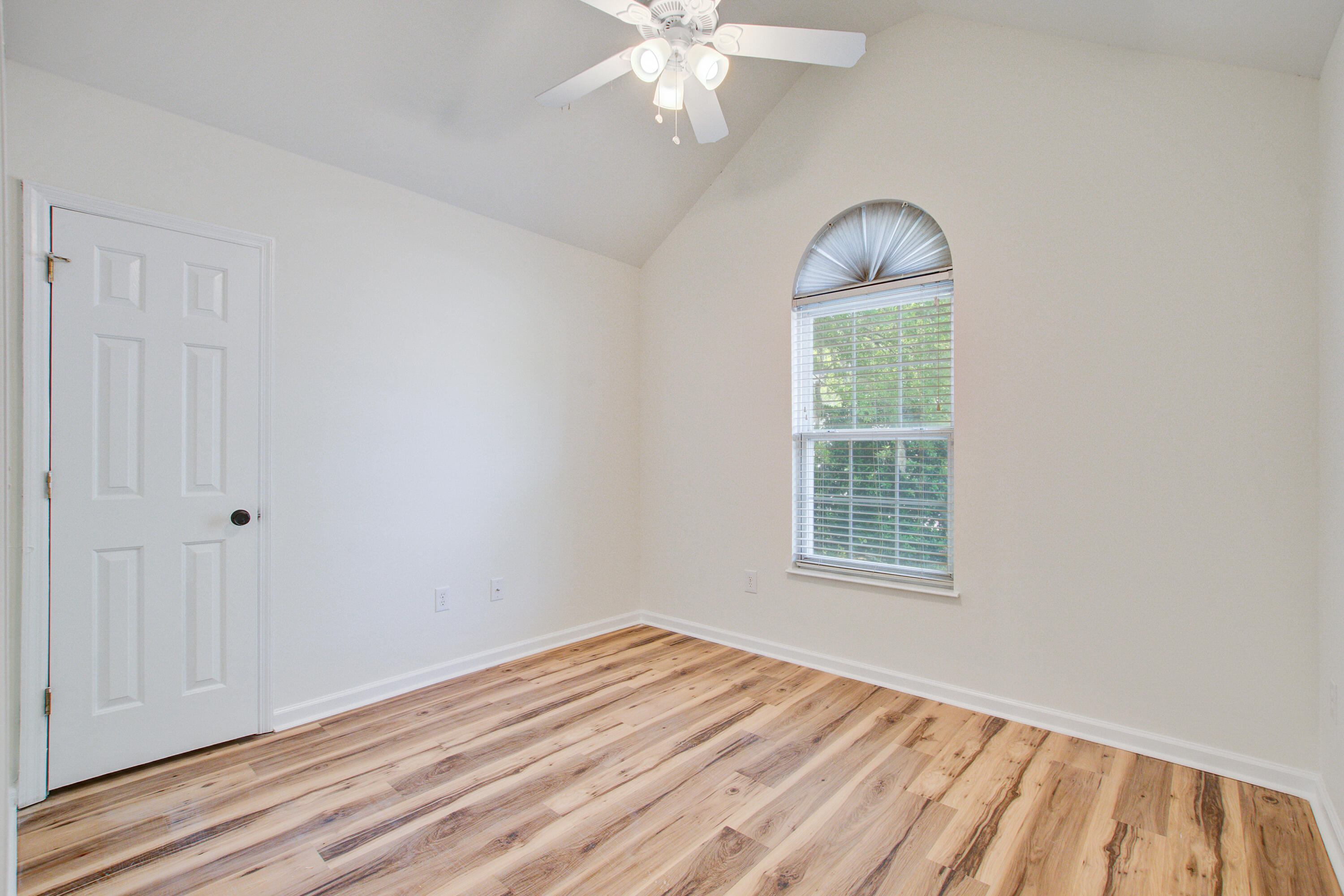9614 Crosscut Drive Ladson, SC 29456 - Photo 23 of 28 9614 (31)
