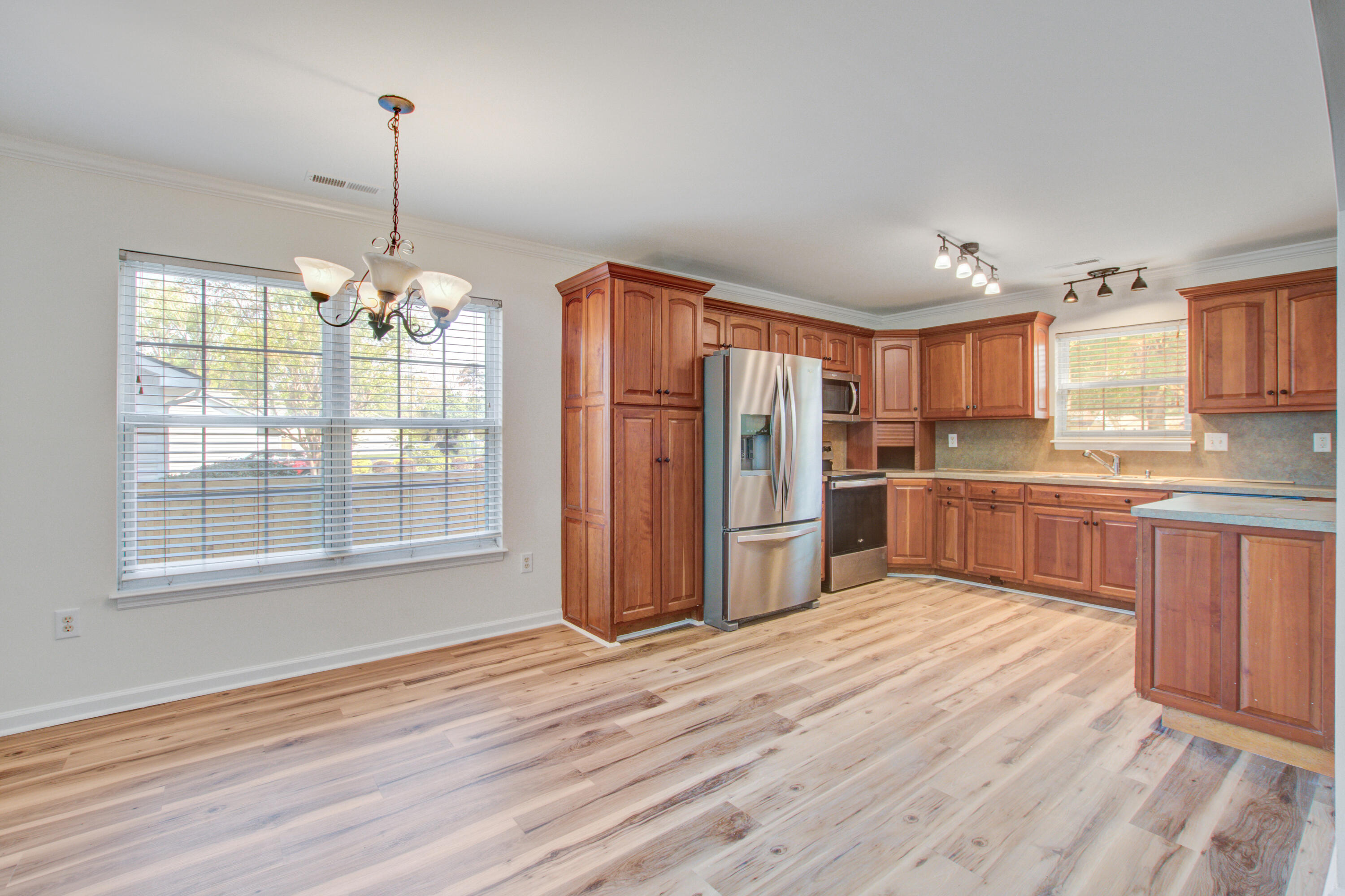 9614 Crosscut Drive Ladson, SC 29456 - Photo 8 of 28 9614 (13)