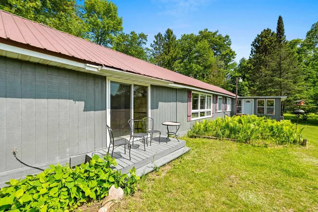 $289,900 | N8968 South Park Drive, Porterfield, WI 54159