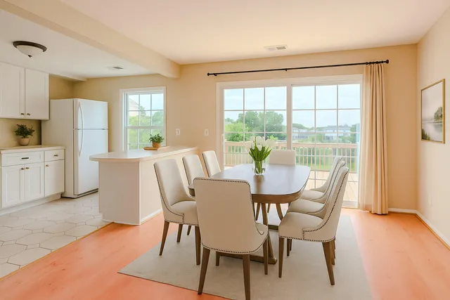 $259,900 | 19561 Mariner Court, Northville, MI 48167